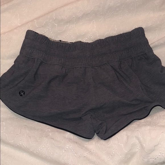 Grey and Floral Lululemon Short - Picture 2 of 4
